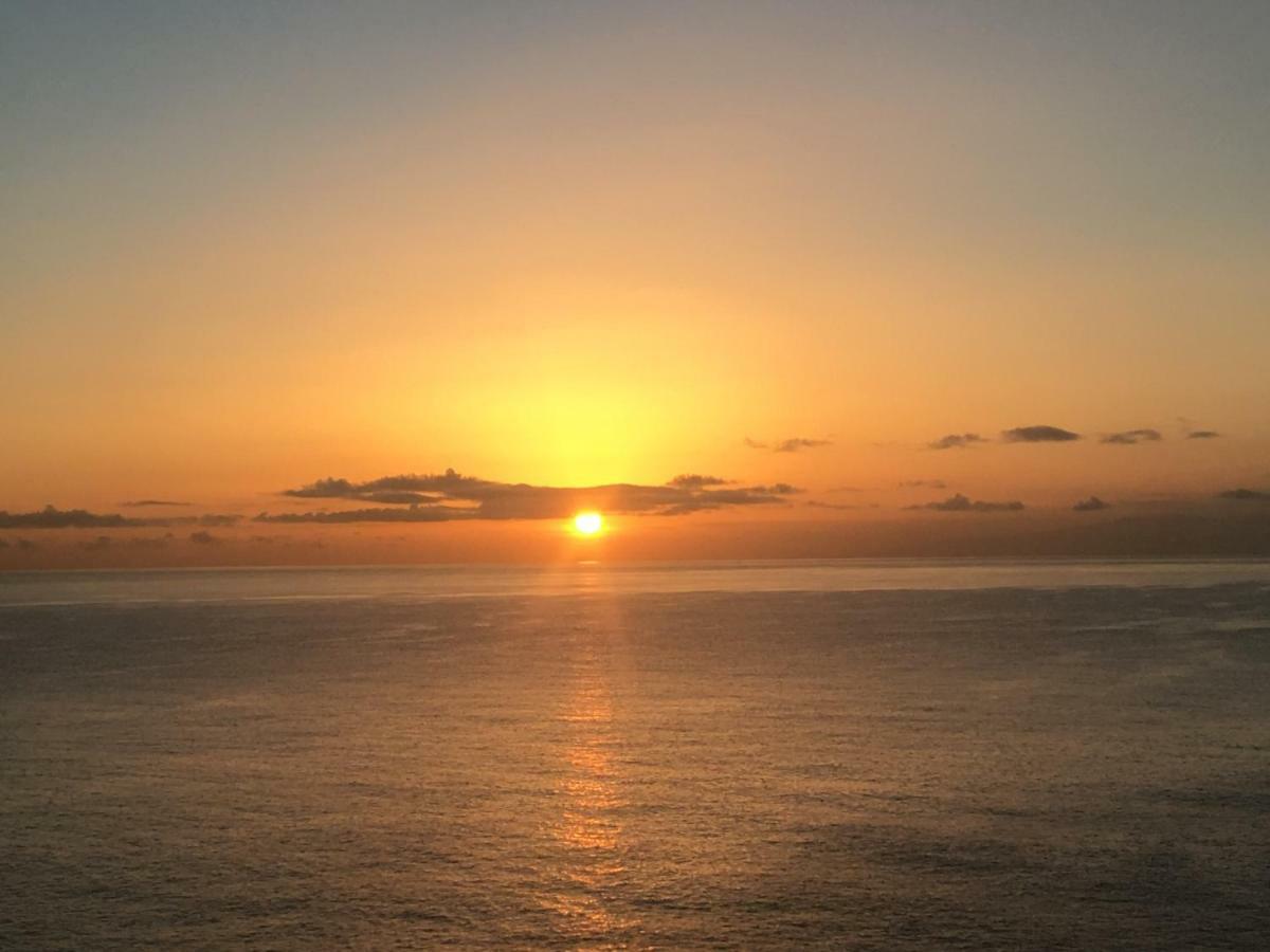 Sunrise On The Ocean Apartment Candelaria Luaran gambar